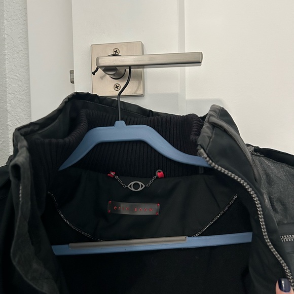 Erin Snow Ski Jacket - Picture 5 of 8